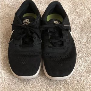 Nike Free Runs